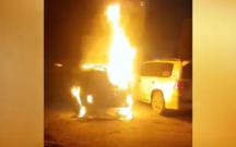 bakida-hotelin-qarajinda-2-avtomobil-yandi