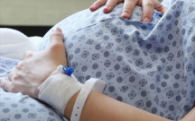 TƏBİB-dən 14 yaşlı qızın ana olması ilə bağlı