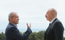 Prezidentlər Zuğulba iqamətgahında söhbət etdilər