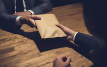 Vergi Xidmətinin vəzifəli şəxsləri sahibkarlardan 200 min rüşvət alıb
