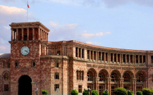 Azərbaycan nümayəndələri İrəvanda səfərdədir