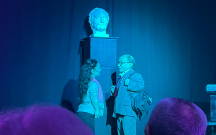 balaca-boylu-aktyorlarin-teatri-fealiyyete-basladi