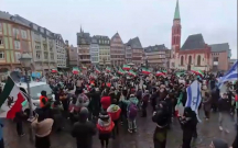 “Şah yaşasın!” deyib etirazçılara dəstək oldular