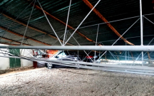 Güclü qar talvarı uçurdu