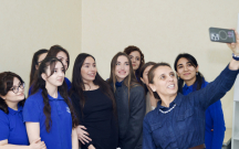 prezident-ailesi-gence-autizm-merkezini-ziyaret-etdi