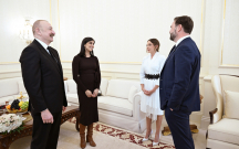 burada-yemekler-cox-leziz-olmalidir-bir-az-sonra-dadacagiq