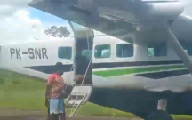 bu-olkede-sernisin-teyyaresine-hucum