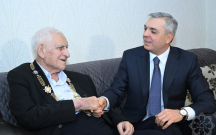 Nəriman Həsənzadəyə “Heydər Əliyev” ordeni təqdim olundu