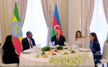 Prezidentlə xanımının adından rəsmi nahar verildi