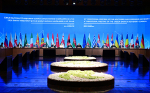 Prezident Bakı Konqres Mərkəzində iclasda iştirak edir