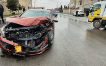 gencede-masinlar-toqqusdu