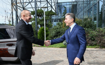 Prezident Tbilisidə lançda