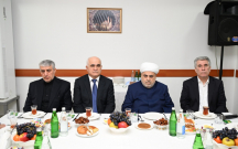 bakida-ayetullah-seyid-eli-xameneinin-anim-merasimi-kecirildi