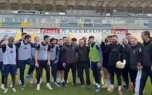 Elvin Nərimandan Messiyə salam göndərdi