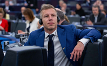 Cəmi 2 il öncə müxalifətə keçmişdi...