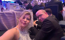 Hamı can hayında olanda o selfi etdi