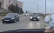 mehdiabaddan-bileceriyedek-arxa-arxaya-surdu