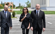 ilham-eliyev-ve-birinci-xanim-ferdi-evlerde-yaradilmis-seraitle-tanis-oldular