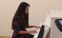 Leyla Əliyevadan pianoda “Söz olmasaydı”
