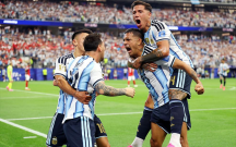 Messi “davam” dedi...