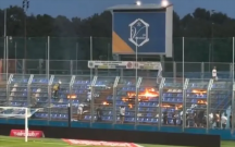 bilet-qiymetini-beyenmediler-stadionu-yandirdilar