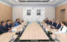 nazir-qazaxistanin-prezident-administrasiyasi-rehberinin-muavini-ile-gorusdu