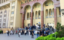Təhsilhaqqının 1500 manat azaldılması ilə bağlı