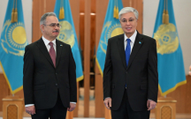 azerbaycan-sefiri-etimadnamesini-qazaxistan-prezidentine-teqdim-etdi