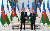 Əliyevlə Mirziyoyevin təkbətək görüşü oldu