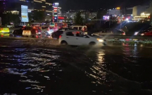 istanbulla-ankarada-kuceleri-su-basdi