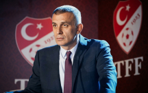 “İbrahim, çölə” şüarından sonra meydanı tərk etdi