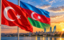 “Hamı ağlını başına yığsın, kimə xidmət edirsiniz?”