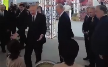 turkmenistanda-prezidentle-usaqlarin-semimi-goruntusu