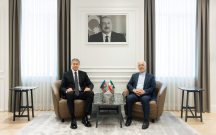 Vilayət Eyvazov iranlı həmkarı ilə görüşdü