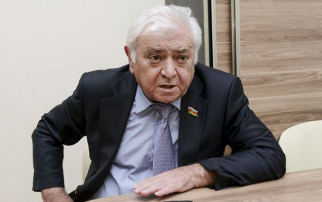 menimkilerin-yasi-kecib-deputatlarin-telebe-ovladlari-varsa-gedib-islesinler