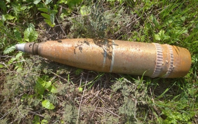 Cəbhəyanı ərazilərdə top mərmiləri, raket başlığı aşkarlandı