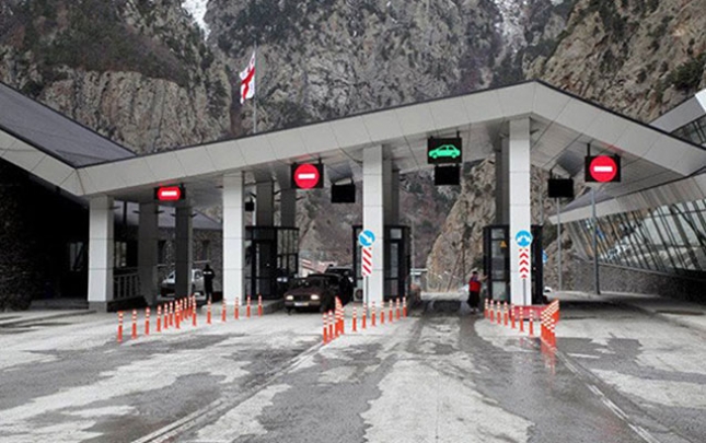 Gürcüstan-Rusiya yolu bütün nəqliyyat növlərinə açıqdır