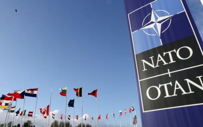 NATO avadanlıqlarını daşıyan qatar relsdən çıxdı