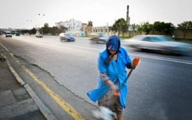 supurgecini-masin-vurub-oldurdu