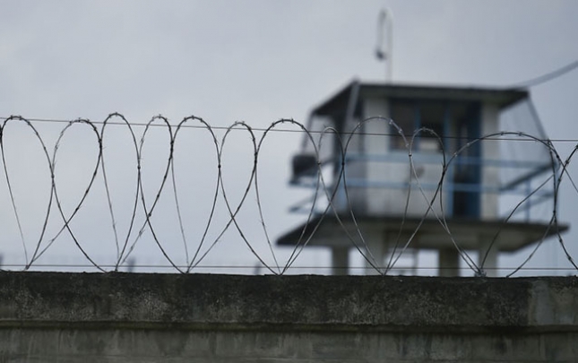 amnistiya-akti-15-minden-cox-sexs-baresinde-tetbiq-edilib