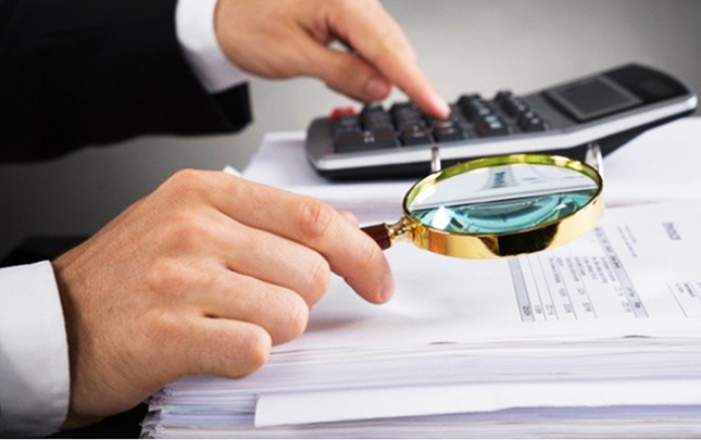 dovriyyesi-10-min-dollari-kecenlerin-nezerine