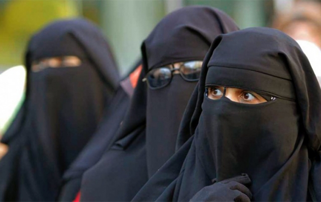 bu-olkede-niqab-qadagan-edilir