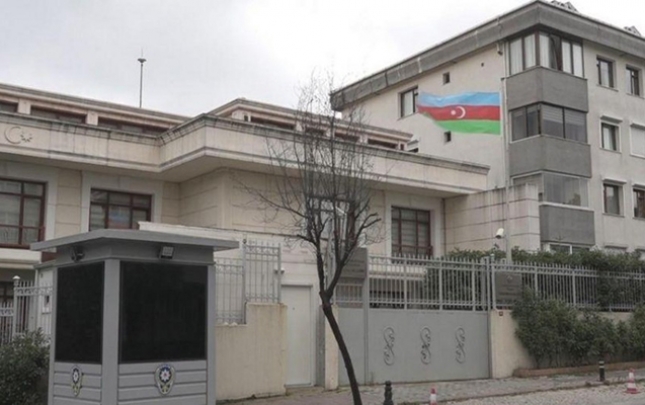ABŞ səfirliyi işçi axtarır  – Maaş bu qədərdir