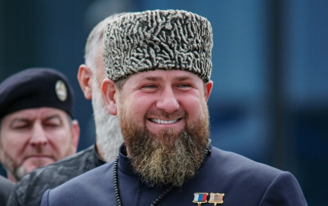 yeniden-cecenistanin-rehberi-secildi