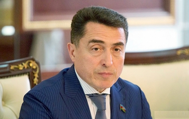 biz-xalqa-kimi-nece-defe-isteyirse-secmek-huququ-verirdik