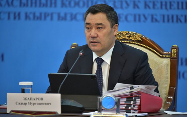 japarov-3-naziri-istefaya-gonderdi