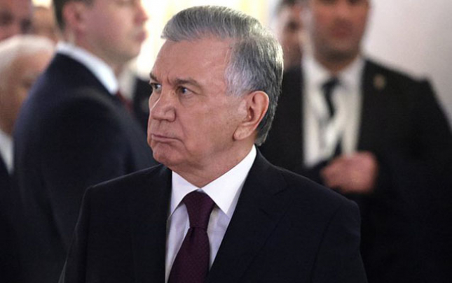 ozbekistan-prezidenti-rusiyaya-getdi