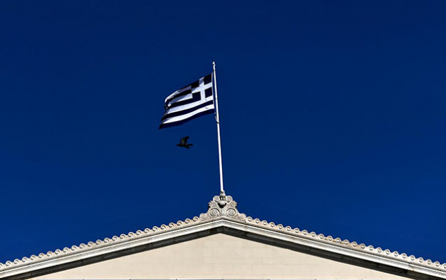 yunanistan-tehrandaki-sefirliyini-muveqqeti-bakiya-kocurur