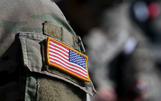 seudiyye-erebistanindaki-bazaya-hucumda-12-amerikali-herbci-yaralandi