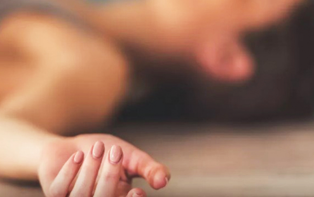 17-yasli-qiz-evde-qizdirmadan-oldu